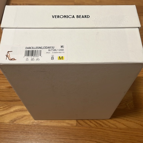 New In Box Veronica Beard Darcelle Ankle Strap Sandal Size 8. - Picture 8 of 12